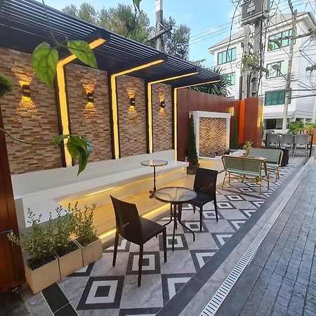 9 Suite Luxury Boutique Hotel Чіангмай Екстер'єр фото