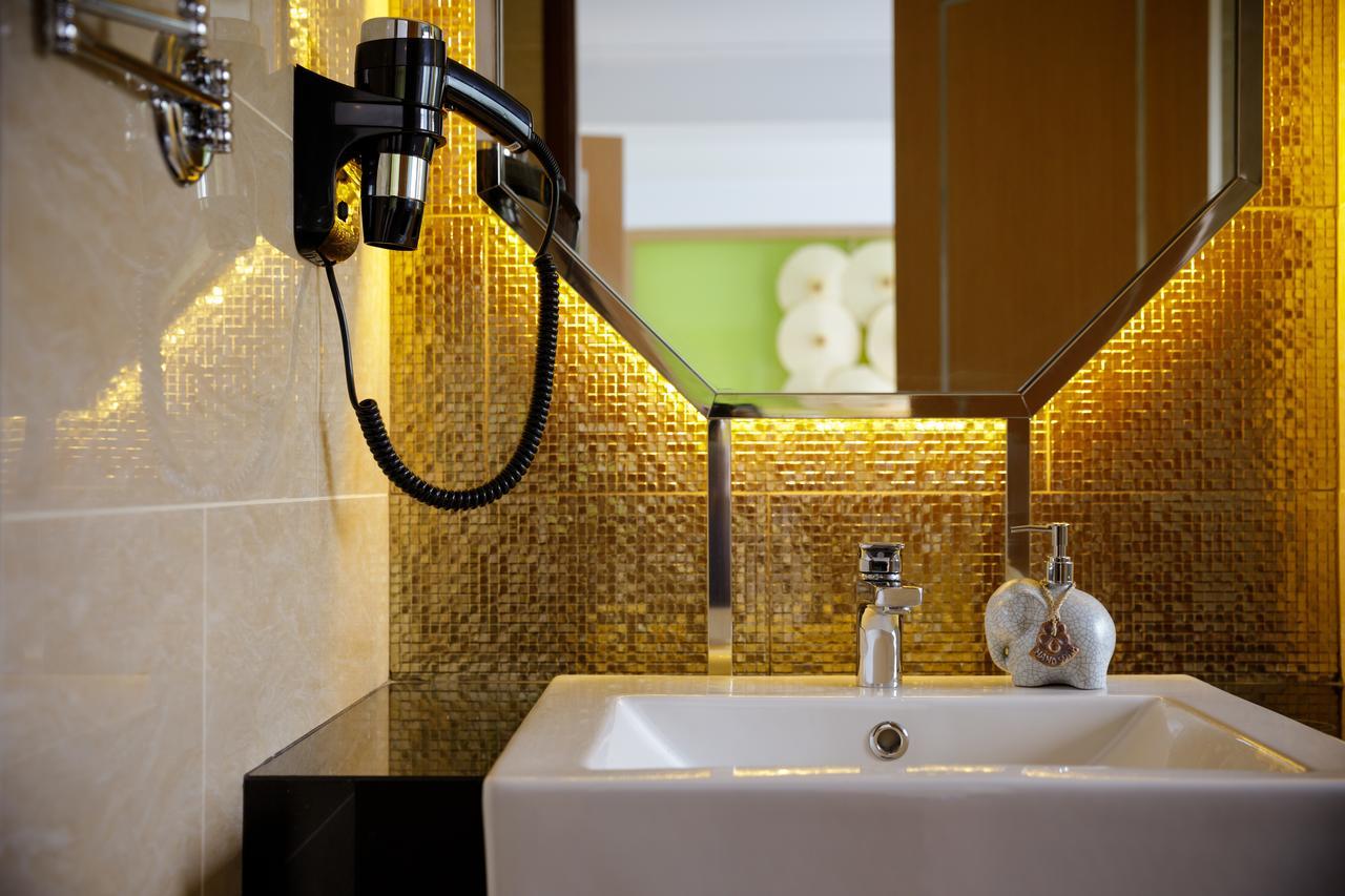 9 Suite Luxury Boutique Hotel Чіангмай Екстер'єр фото